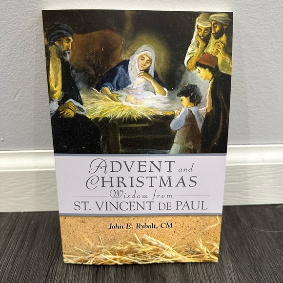 Advent and Christmas book daily readings - new and never used - Picture 1 of 3